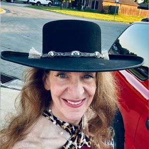 Meet your Posher, Theresa